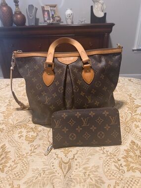 Louis Vuitton Classic Brown Monogram Tote AUTHENTIC no flaws!
